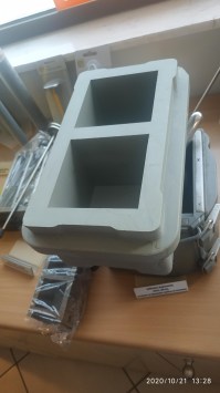 Δίδυμη πλαστική Μήτρα δοκιμίων 100Χ100Χ100 mm